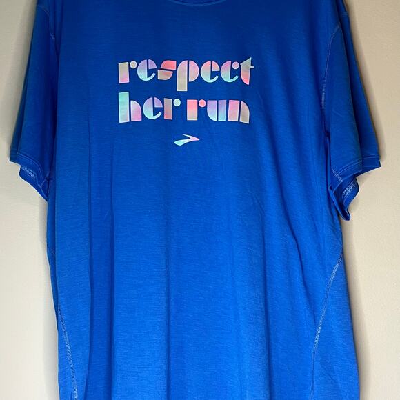 NWT! Brooks Women’s Graphic Blue T-Shirt Size XXL - Picture 10 of 15
